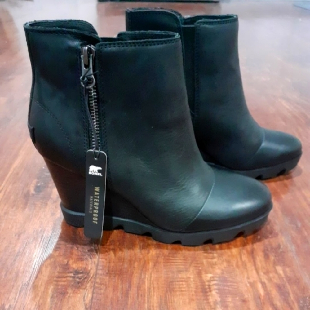 Women's SOREL Joanie Uptown Bootie Size 8.5